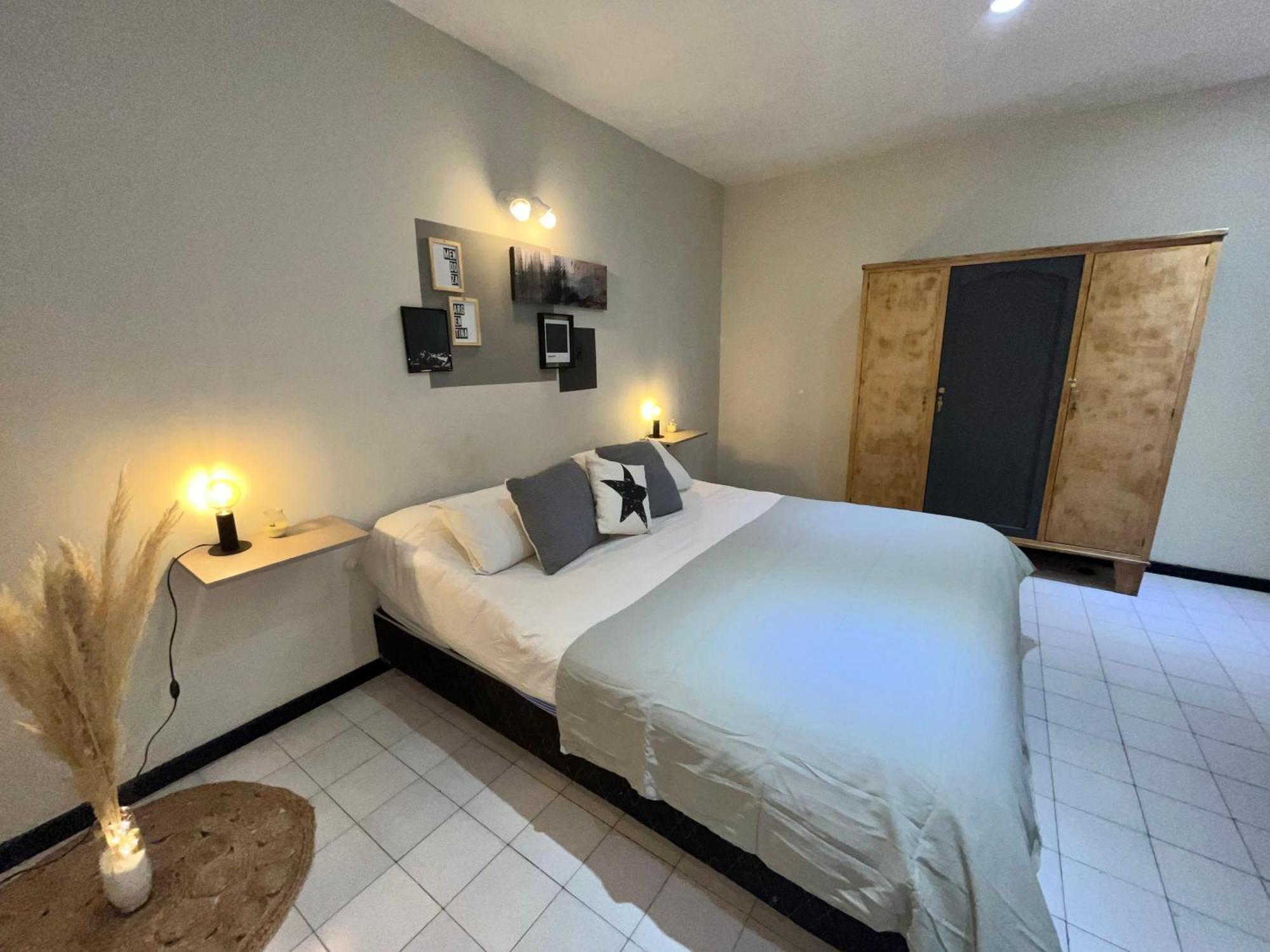 Departamento Espana A 3 Cuadras Plaza Independencia ميندوزا المظهر الخارجي الصورة